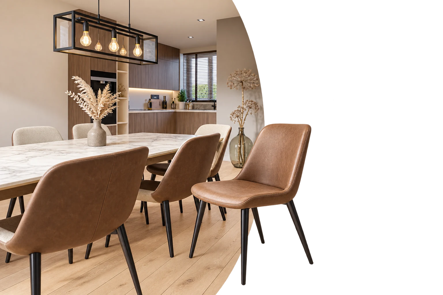 Warm interieur met een meubel dat buiten de fotorand doorloopt